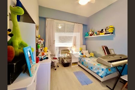 Apartamento à venda com 220m², 3 quartos e 1 vagaQuarto 2