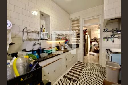 Apartamento à venda com 220m², 3 quartos e 1 vagaCopa / Cozinha 