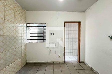 Quarto de casa para alugar com 1 quarto, 60m² em Vila Prado, São Paulo