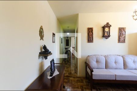 Corredor de apartamento para alugar com 2 quartos, 57m² em Camaquã, Porto Alegre