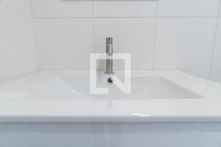 Apartamento à venda com 70m², 2 quartos e sem vagaBanheiro Social Detalhe