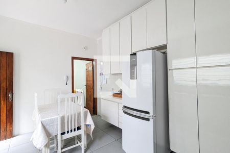 Casa à venda com 230m², 3 quartos e 2 vagasCozinha 1