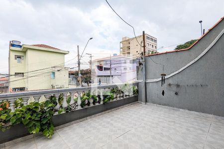 Casa à venda com 230m², 3 quartos e 2 vagasVaranda da suíte