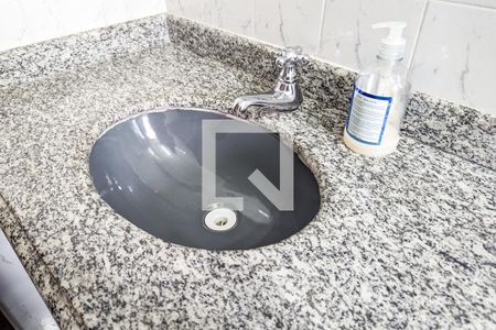 Casa à venda com 230m², 3 quartos e 2 vagasBanheiro