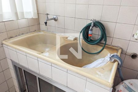 Casa à venda com 230m², 3 quartos e 2 vagasÁrea de serviço