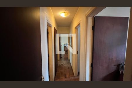 Corredor  de apartamento à venda com 4 quartos, 100m² em Vila Madalena, São Paulo