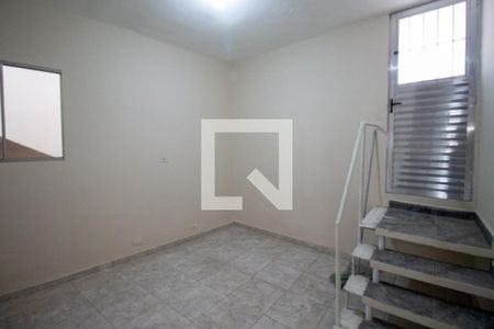 Sala de casa para alugar com 2 quartos, 130m² em Parque Cruzeiro do Sul, São Paulo