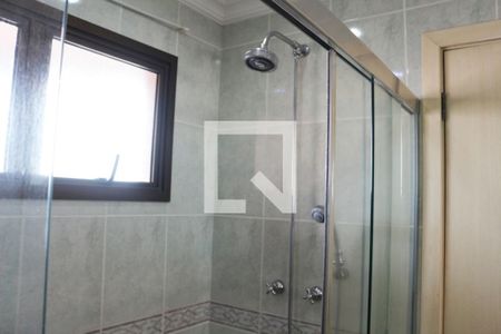 Apartamento à venda com 248m², 4 quartos e 4 vagasBanheiro da Suíte 1