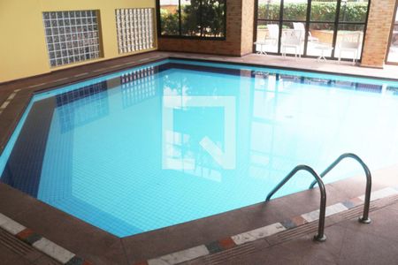 Apartamento à venda com 248m², 4 quartos e 4 vagasÁrea comum - Piscina