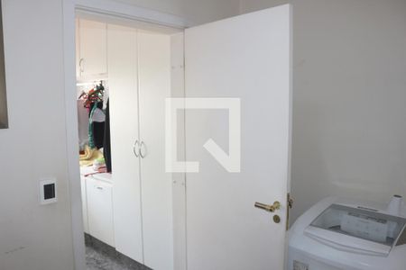 Apartamento à venda com 248m², 4 quartos e 4 vagasQuarto de Serviço