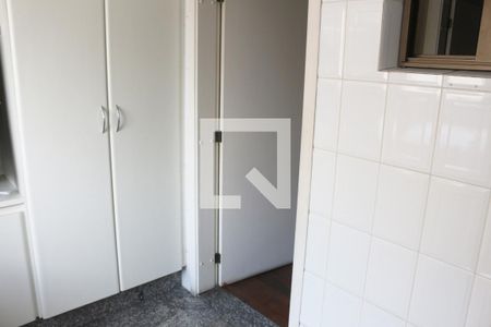 Apartamento à venda com 248m², 4 quartos e 4 vagasÁrea de Serviço