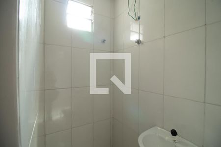 Banheiro de kitnet/studio para alugar com 1 quarto, 32m² em Vila Medeiros, São Paulo
