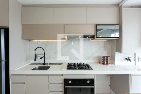 Sala/Cozinha de apartamento à venda com 2 quartos, 49m² em Vila Esperança, São Paulo