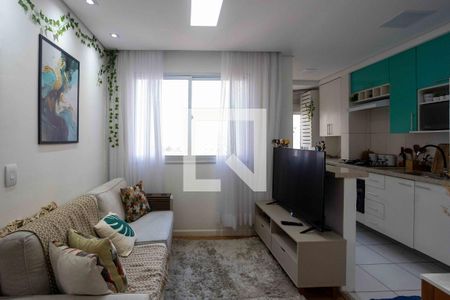 Sala de apartamento para alugar com 2 quartos, 44m² em Canhema, Diadema