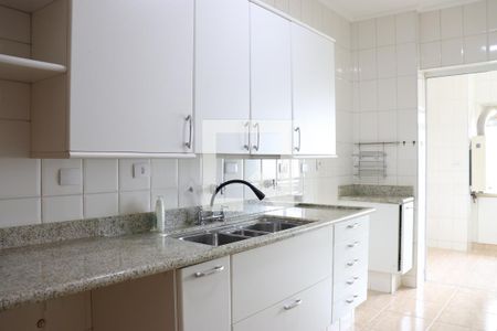 Apartamento para alugar com 125m², 3 quartos e 1 vagaCozinha