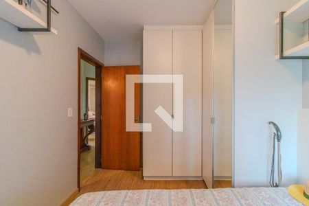 Casa à venda com 194m², 3 quartos e 4 vagas Casa à venda com 194m², 3 quartos e 4 vagasQuarto 3