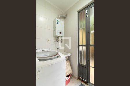 Casa à venda com 194m², 3 quartos e 4 vagas Casa à venda com 194m², 3 quartos e 4 vagasÁrea de Serviço