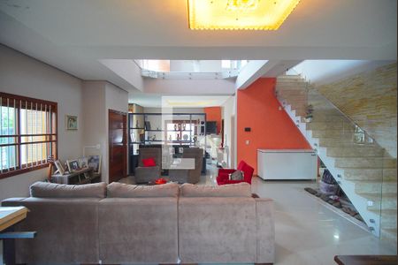 Sala de casa à venda com 3 quartos, 850m² em Rio Branco, Novo Hamburgo