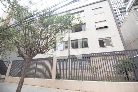 Apartamento para alugar com 110m², 2 quartos e 1 vagaFachada