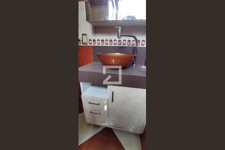 Apartamento à venda com 61m², 2 quartos e 2 vagasBanheiro do Quarto 2 - Suíte