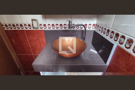 Apartamento à venda com 61m², 2 quartos e 2 vagasBanheiro do Quarto 2 - Suíte