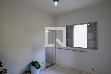 Suíte de casa à venda com 3 quartos, 300m² em Santa Efigênia, Belo Horizonte