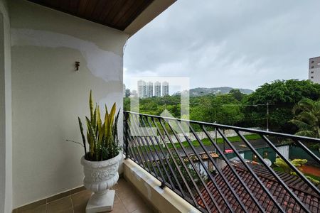 Varanda de apartamento para alugar com 3 quartos, 153m² em Jardim Virginia, Guarujá