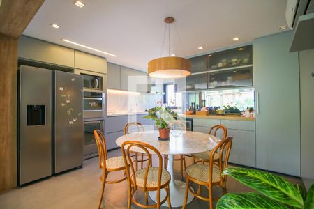 Apartamento à venda com 162m², 3 quartos e 3 vagasCozinha