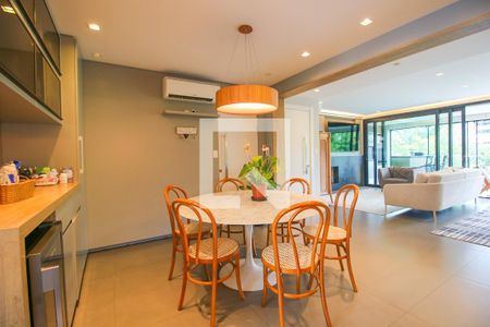 Apartamento à venda com 162m², 3 quartos e 3 vagasCozinha