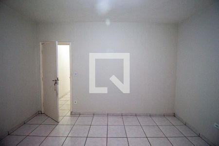 Quarto 1 de casa para alugar com 2 quartos, 90m² em Vila Campanela, São Paulo