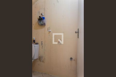 Casa à venda com 280m², 3 quartos e 2 vagasBanheiro de Serviço