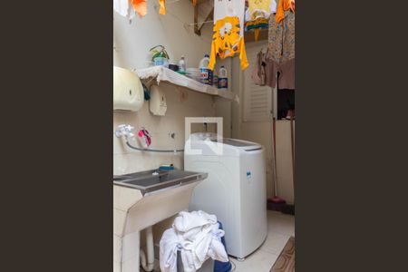 Casa à venda com 280m², 3 quartos e 2 vagasÁrea de Serviço