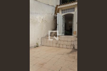 Casa à venda com 280m², 3 quartos e 2 vagasQuintal