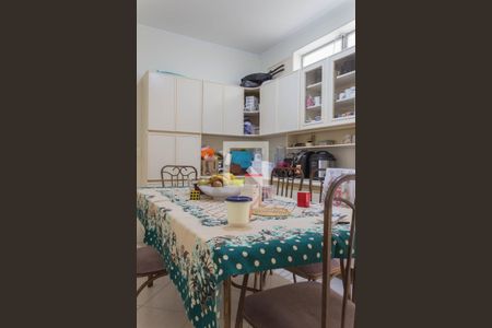 Casa à venda com 280m², 3 quartos e 2 vagasCopa