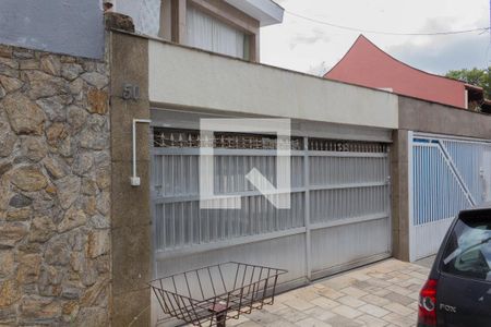 Casa à venda com 280m², 3 quartos e 2 vagasFachada