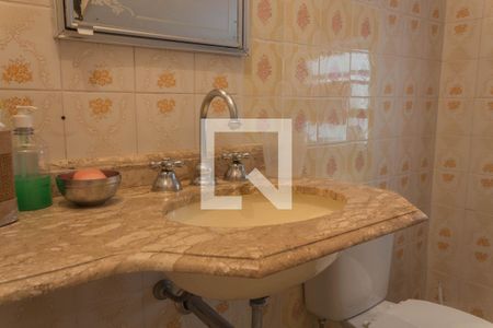 Casa à venda com 280m², 3 quartos e 2 vagasLavabo