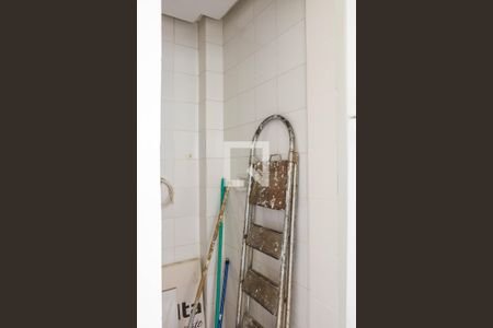 Apartamento à venda com 60m², 2 quartos e 1 vagaBanheiro de serviço