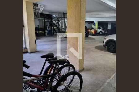 Casa de condomínio à venda com 102m², 3 quartos e 2 vagas