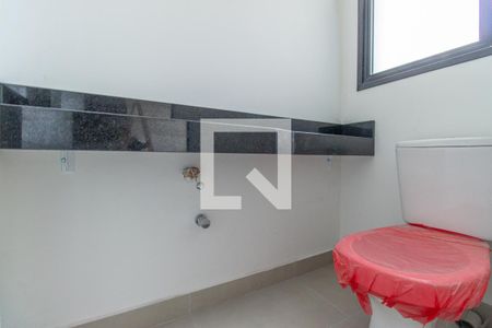 Casa de condomínio à venda com 170m², 3 quartos e 2 vagasLavabo