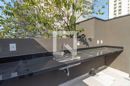 Casa de condomínio à venda com 170m², 3 quartos e 2 vagasTerraço