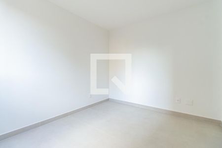 Casa de condomínio à venda com 170m², 3 quartos e 2 vagasSuíte 