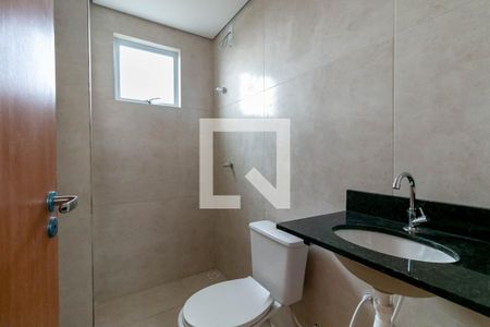 Banheiro de apartamento à venda com 2 quartos, 104m² em Arvoredo, Contagem