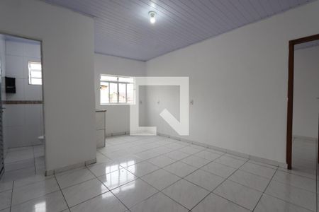 Sala/Cozinha de casa para alugar com 1 quarto, 35m² em Q.ta da Paineira, São Paulo
