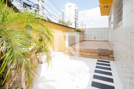 Entrada de casa para alugar com 7 quartos, 200m² em Parque Sao Diogo, São Bernardo do Campo