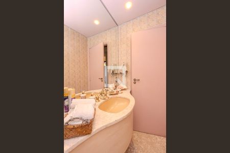 Apartamento à venda com 320m², 5 quartos e 3 vagasLavabo