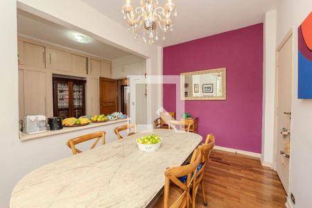 Apartamento à venda com 320m², 5 quartos e 3 vagasCozinha