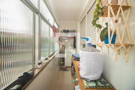 Apartamento à venda com 66m², 2 quartos e sem vagaCozinha e Área de Serviço