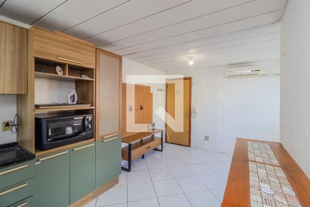 Sala/Cozinha de apartamento à venda com 2 quartos, 50m² em Mato Grande, Canoas