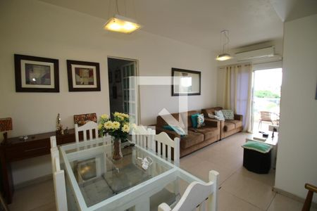 Sala de apartamento para alugar com 3 quartos, 80m² em Cordovil, Rio de Janeiro