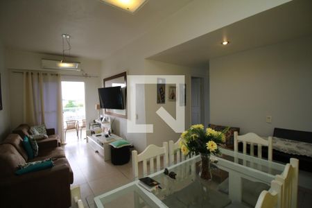 Sala de apartamento para alugar com 3 quartos, 80m² em Cordovil, Rio de Janeiro